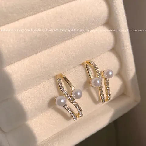 Korean Geometric Pearl Stud Earring