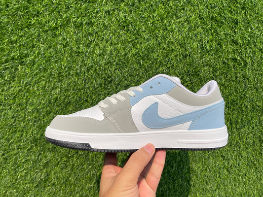 Sky Blue Dunk Shoes: "Sky Blue Dunk Delight"